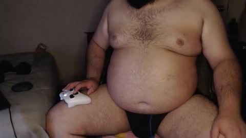 Snapshot of xweedpal420x chatting on 05.18.26 fatballcumslinger476 online show from 05.18.26