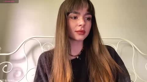 Snapshot of xx_lily chatting on 06.04.26 Lily online show from 06.04.26