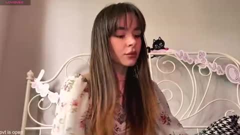 Snapshot of xx_lily chatting on 07.10.26 Lily online show from 07.10.26