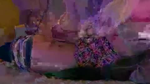 Snapshot of xx_lily_xx2 chatting on 04.12.26 Lily online show from 04.12.26