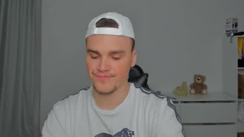 raul online show from 11.29.25