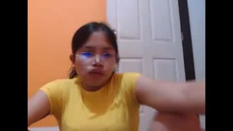 Snapshot of xxana_pinay_26xx chatting on 02.23.25 xxana_pinay_26xx online show from 02.23.25