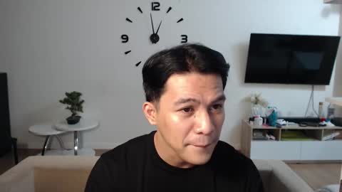 Snapshot of xxasianexploderxx chatting on 12.30.24 Sam online show from 12.30.24