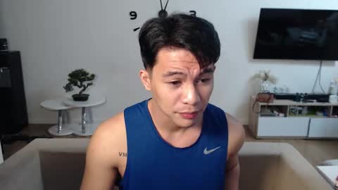 Snapshot of xxasianexploderxx chatting on 01.10.25 Sam online show from 01.10.25