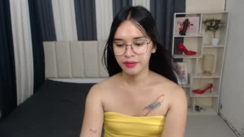 CHLOES ROOM online show from 10.07.25