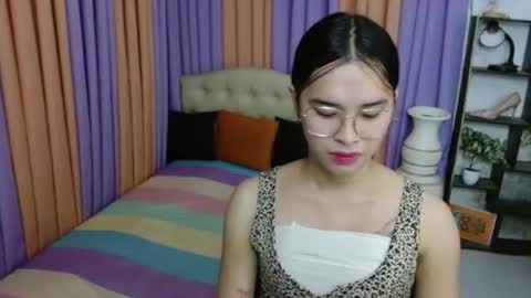 CHLOES ROOM online show from 12.15.25