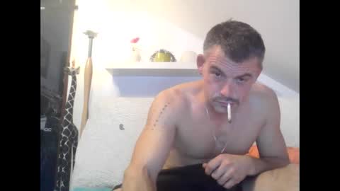 Snapshot of xxdirty_slut_boyxx chatting on 10.08.25 xxdirty_slut_boyxx online show from 10.08.25