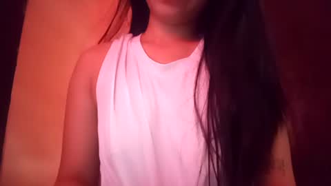 Snapshot of xxhot_merlyxx chatting on 06.30.26 xxhot_merlyxx online show from 06.30.26