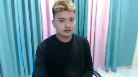 Loyd online show from 11.23.25