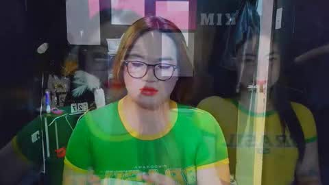 Snapshot of xxirene chatting on 02.27.26 xxirene online show from 02.27.26