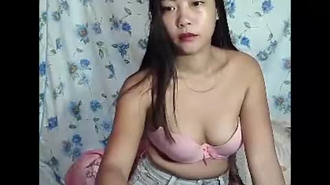 xxkylie18 online show from 09.22.25