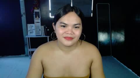 Kylie Smith online show from 10.28.25