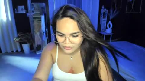 Snapshot of xxkylie_smithxx chatting on 07.25.26 Kylie Smith online show from 07.25.26