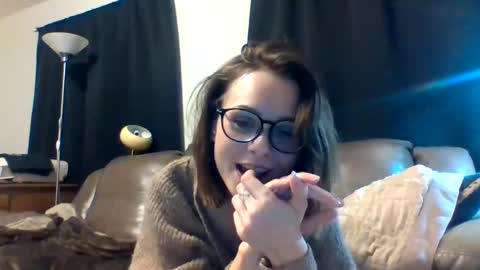 Snapshot of xxlily_monroexx chatting on 10.14.25 xxlily_monroexx online show from 10.14.25