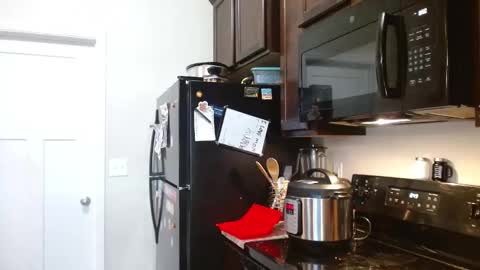 Snapshot of xxlittlemiss95xx chatting on 12.10.24 Natalie Jade online show from 12.10.24