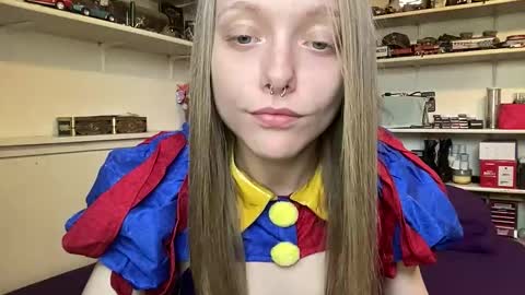 LoveAnastasia online show from 10.16.25