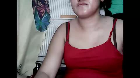 Snapshot of xxnastyasianmum69xx chatting on 11.26.25 preggy online show from 11.26.25