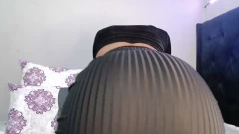 xxsexytalia28 online show from 10.30.25