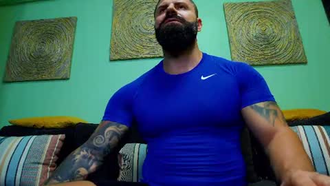 Snapshot of xxtreamleonard chatting on 06.15.26 Xtream Leonard online show from 06.15.26