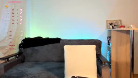 Snapshot of xxviktoryqueenxx chatting on 12.05.25 Vi online show from 12.05.25