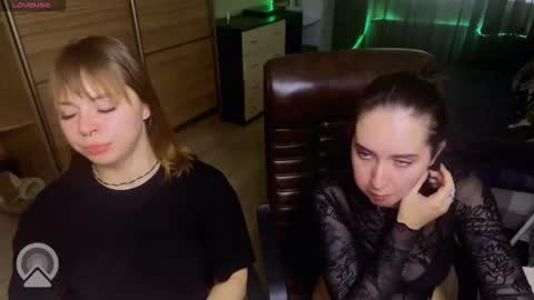 Snapshot of xxx_sandra_diamond chatting on 10.10.25 Eve online show from 10.10.25