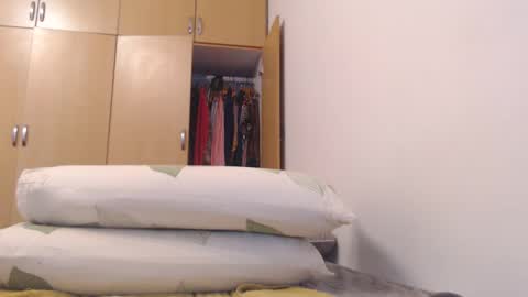 Ayanda online show from 03.12.25