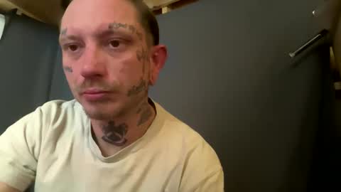 Snapshot of xxxelgalloxxx chatting on 12.16.24 Hornyfuck99 online show from 12.16.24