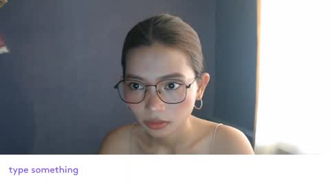 Snapshot of xxxforyouonlyxxx chatting on 05.18.26 inday pinay online show from 05.18.26