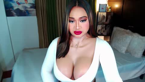 OLIVIA online show from 01.13.25