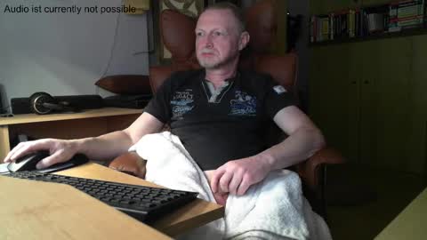 Snapshot of xxxgingerboy chatting on 03.07.25 GingerDaddy online show from 03.07.25