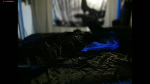 xxxjrstrokesxxx online show from 11.17.25