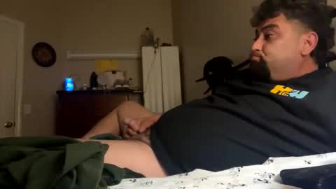 Snapshot of xxxjunky chatting on 04.21.26 Dennis the menace online show from 04.21.26