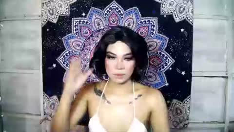 xxxlavanderfield online show from 10.21.25