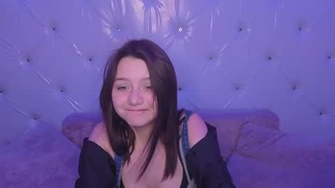 Snapshot of xxxnaughtyfoxxx chatting on 04.28.26 foxy online show from 04.28.26