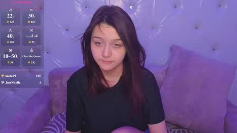 Snapshot of xxxnaughtyfoxxx chatting on 04.30.26 foxy online show from 04.30.26