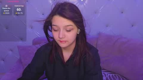 Snapshot of xxxnaughtyfoxxx chatting on 05.01.26 foxy online show from 05.01.26