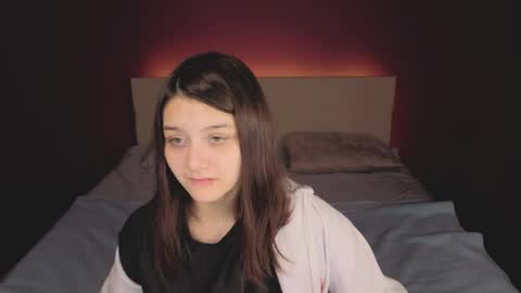 Snapshot of xxxnaughtyfoxxx chatting on 05.24.26 foxy online show from 05.24.26