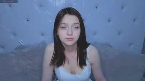 Snapshot of xxxnaughtyfoxxx chatting on 05.28.26 foxy online show from 05.28.26