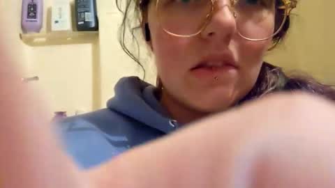 Snapshot of xxxnaughtyprincess chatting on 10.31.25 xxxnaughtyprincess online show from 10.31.25