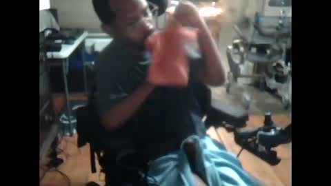 Snapshot of xxxonwheelz chatting on 11.06.25 xxxonwheelz online show from 11.06.25