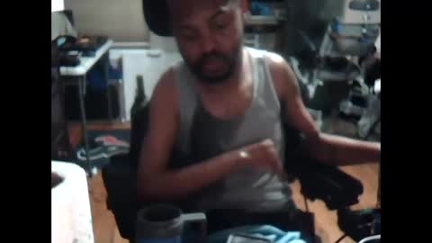 Snapshot of xxxonwheelz chatting on 11.09.25 xxxonwheelz online show from 11.09.25