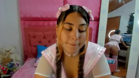 Snapshot of xxxsarita_cute chatting on 05.21.26 Sara online show from 05.21.26
