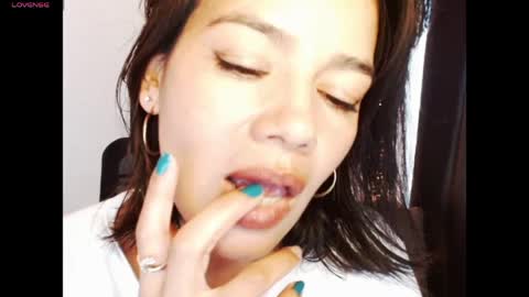 Snapshot of xxxsweetandhornyxxx chatting on 03.31.26 dolcesasha online show from 03.31.26