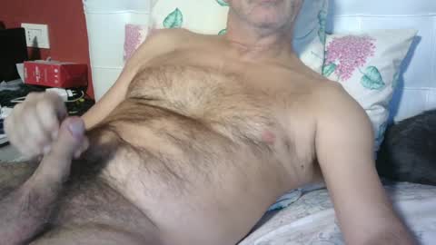 Snapshot of yahe2010 chatting on 12.30.24 grillino online show from 12.30.24