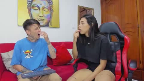 Snapshot of yake_elizabeth chatting on 03.17.26 yake elizabeth online show from 03.17.26