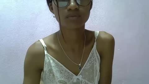 Snapshot of yalane chatting on 04.11.26 yalane online show from 04.11.26
