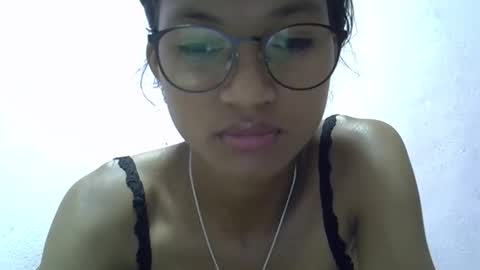 Snapshot of yalane chatting on 04.16.26 yalane online show from 04.16.26