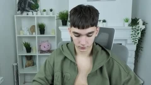 yamitwink online show from 11.18.25