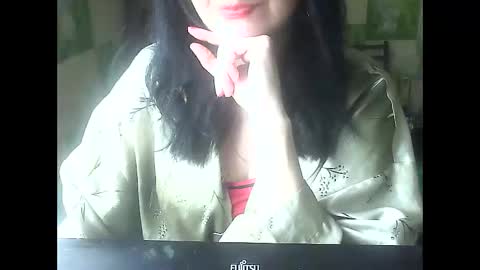 yanafiesta online show from 12.15.25