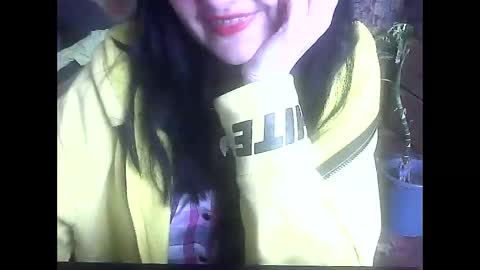 Snapshot of yanafiesta chatting on 04.28.26 yanafiesta online show from 04.28.26